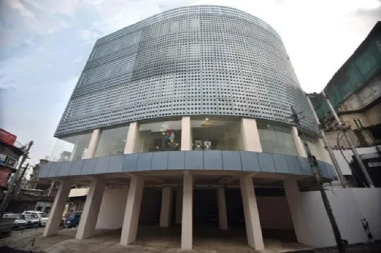 レディバード ホテル のホテル