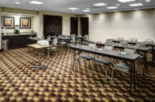 Hampton Inn & Suites Bakersfield/Hwy 58