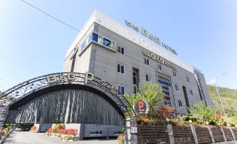 Changwon Buk-Myeon the B and B Hotel