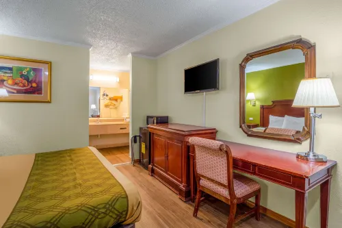 Rodeway Inn & Suites Fort Jackson Hotel a Forest Acres