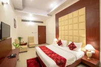 Hotel Red K Velvet