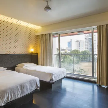 格蘭維爾酒店 鄰近Borivali Railway Station的酒店