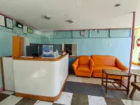 Alona J & J Tourist Inn