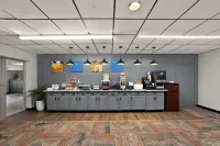 Quality Inn & Suites - breakfast
