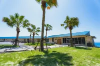 Glamping＆Resort Wood Design Park Noma Hotels in Mihama