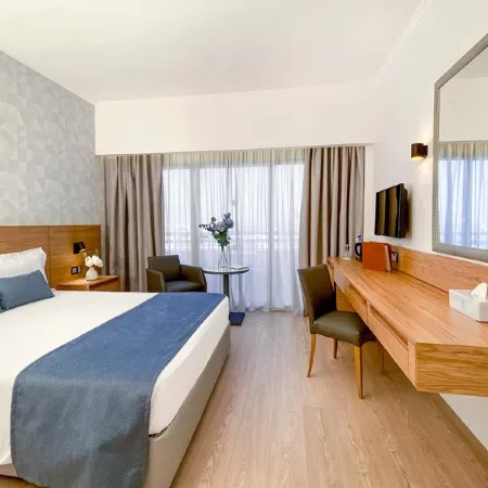 Ajax Hotel