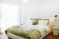 Luxury Apartment with Exceptional View Hotels in Dimos Papagou-Cholargos