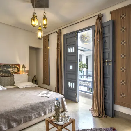 Riad Awa