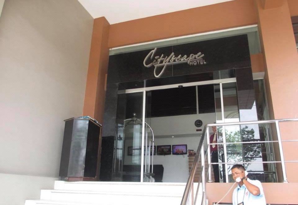 1. Cebu Cit..