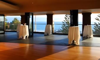 Cottesloe Beach Hotel