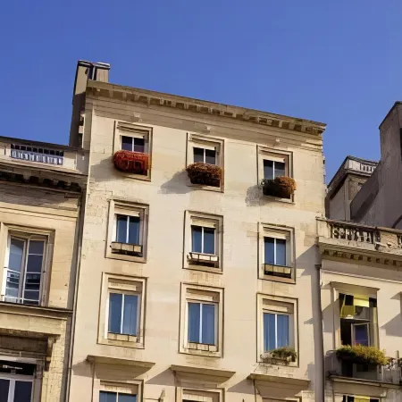 Hotel des 4 Soeurs Отели рядом с достопримечательностью «Большой театр Бордо»