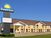 Days Inn by Wyndham Charleston - Hot Tub