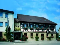 Hotel Adler Asperg Отели рядом с достопримечательностью «Valeo»