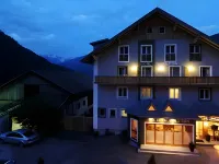 Hotel Tauernstern Hotel dekat St. Andra (Church of St. Andrew)