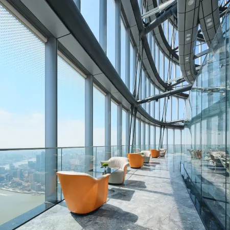 J Hotel Shanghai Tower