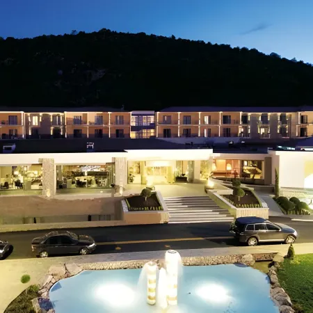 Limneon Resort & Spa