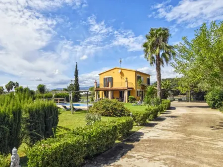 Can Ines Отели в г. Инка