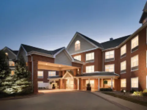 Country Inn & Suites by Radisson, des Moines West, IA Hotels in Clive