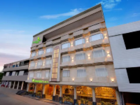 Lemon Tree Hotel Bhopal Hotels near Taj Mahal Palace