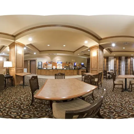 Holiday Inn Express & Suites KINGSVILLE by IHG