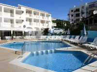 Typic Oasis Sa Tanca Hotels in Cala Llonga