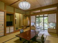 Shoheikaku Hotels near Kounkaku