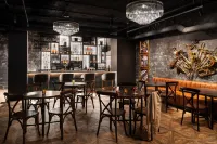 Moxy Springfield Downtown - bar