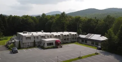 Grey Bonnet Inn Hotels in Chittenden