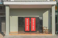 RedDoorz Near Hang Nadim Batam Airport Hotels in Batam Kota