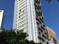Senia Hotel Hotels near Hon Chong