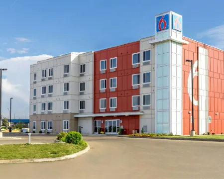 Motel 6 Swift Current, SK Hotels in Swift Current