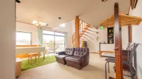 Holiday House Siesta فنادق في إزونوكني