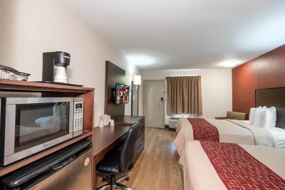 Red Roof Inn Lancaster Hotel di 