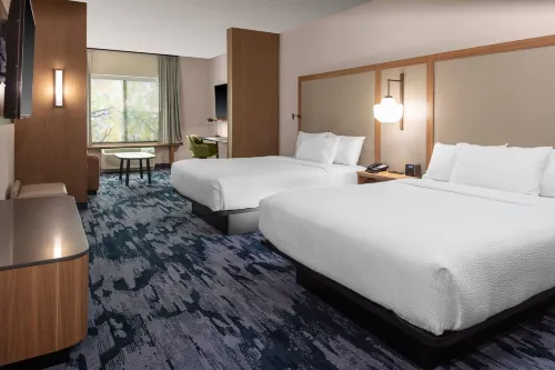 Fairfield Inn & Suites Medford Hotels in Medford