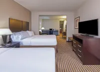 Holiday Inn Express & Suites Brady by IHG Hotels in Бреді