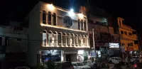HOTEL SAMRAT Hôtels à : Jagadhri