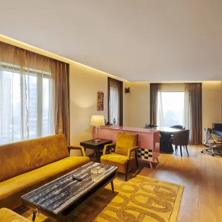Hilton Garden Inn Lucknow