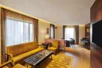Hilton Garden Inn Lucknow Hotels near Tushar Library