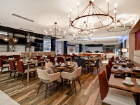 Hilton Garden Inn Lansing/West Hotels in Waverly