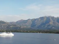 Appart F3, 75m2  on the ground floor with private access, assigned parking space