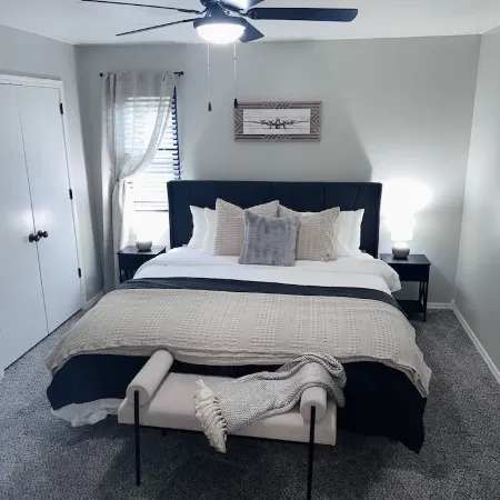 New Remodel 3BD/2Bath Weekly/Monthly Discounts available