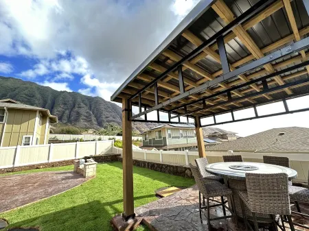 Westside Hawaiian Sanctuary- New Home inside gated community.