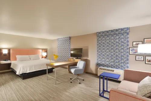 Hampton Inn & Suites Menomonie Hotels in Menomonie