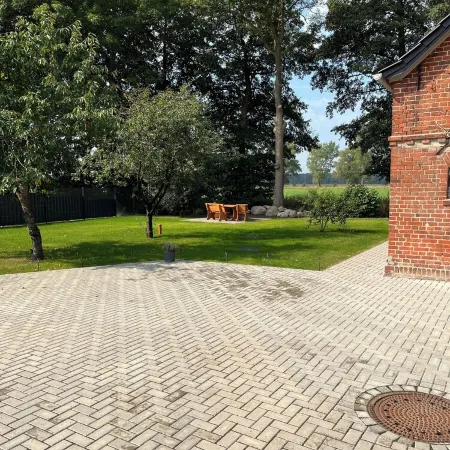 Gemütliche Landhaus-ferienwohnung mit Direktem Wasserzugang in Groß Leppin