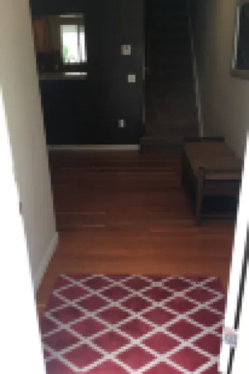 Home away from home. Clean and cozy 3 bedroom, 1 bath in Richland, WA