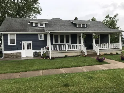 The Kruse Cottage Hotels near Felix Adler Children's Discovery Center