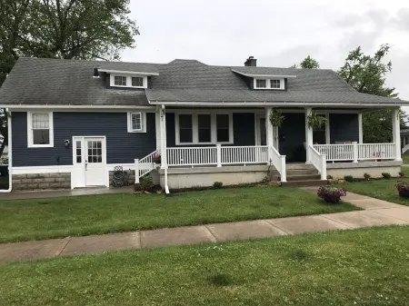 The Kruse Cottage Отели в г. Клинтон