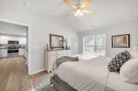 Stylish Luxe One-Level Twnh Steps from Neuse Trail Hotels near rue21