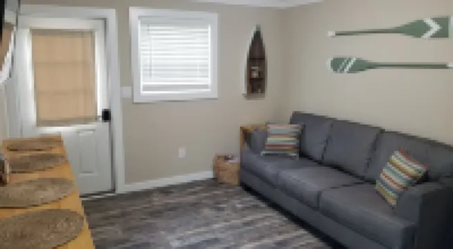 Driftaway Cabin 5 in Glenwood, AR