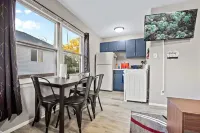 Aurora Gem: Cozy Studio, near Downtown Aurora Hotels in Aurora